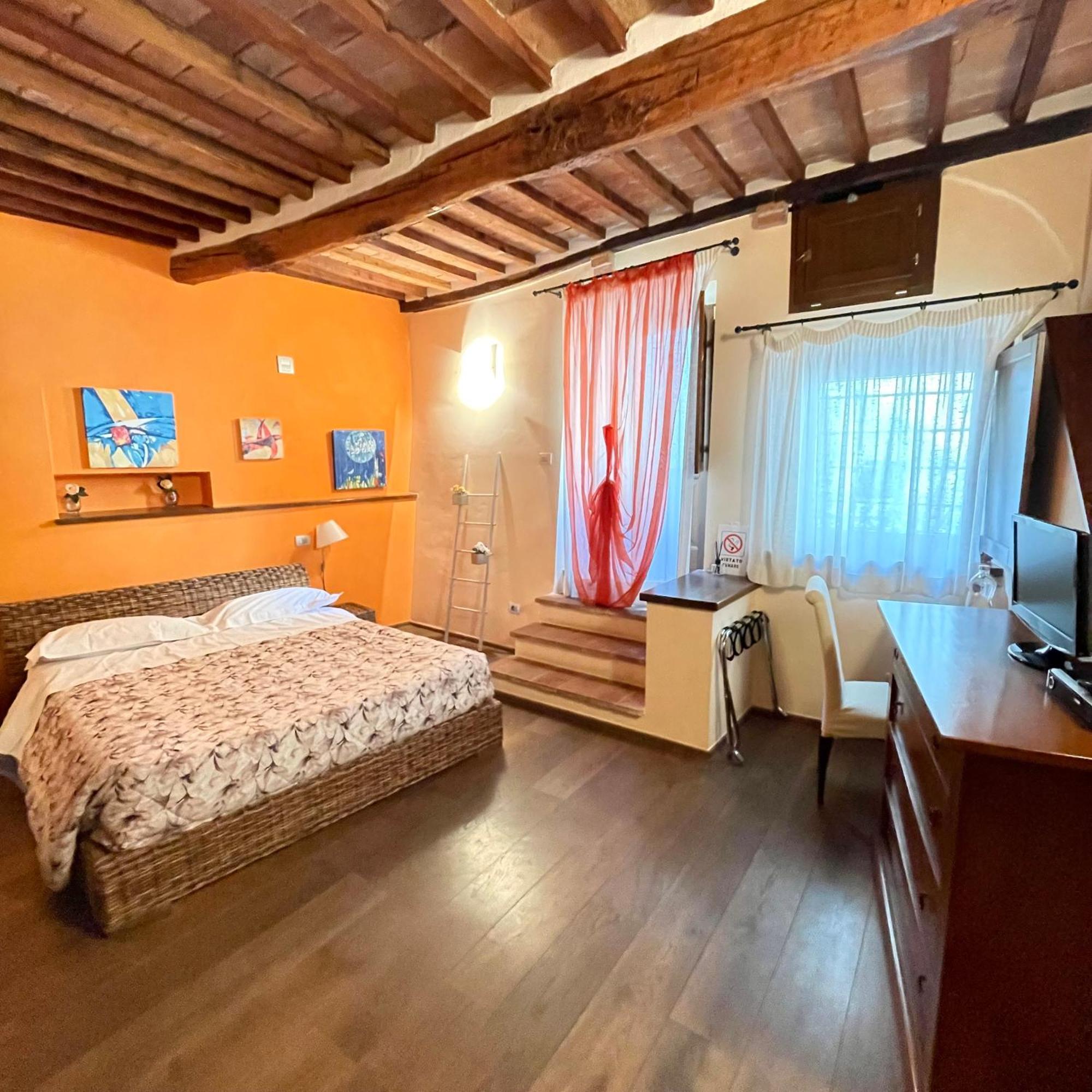 Dimora Del Corso Di Montepulciano Apartamento Exterior foto
